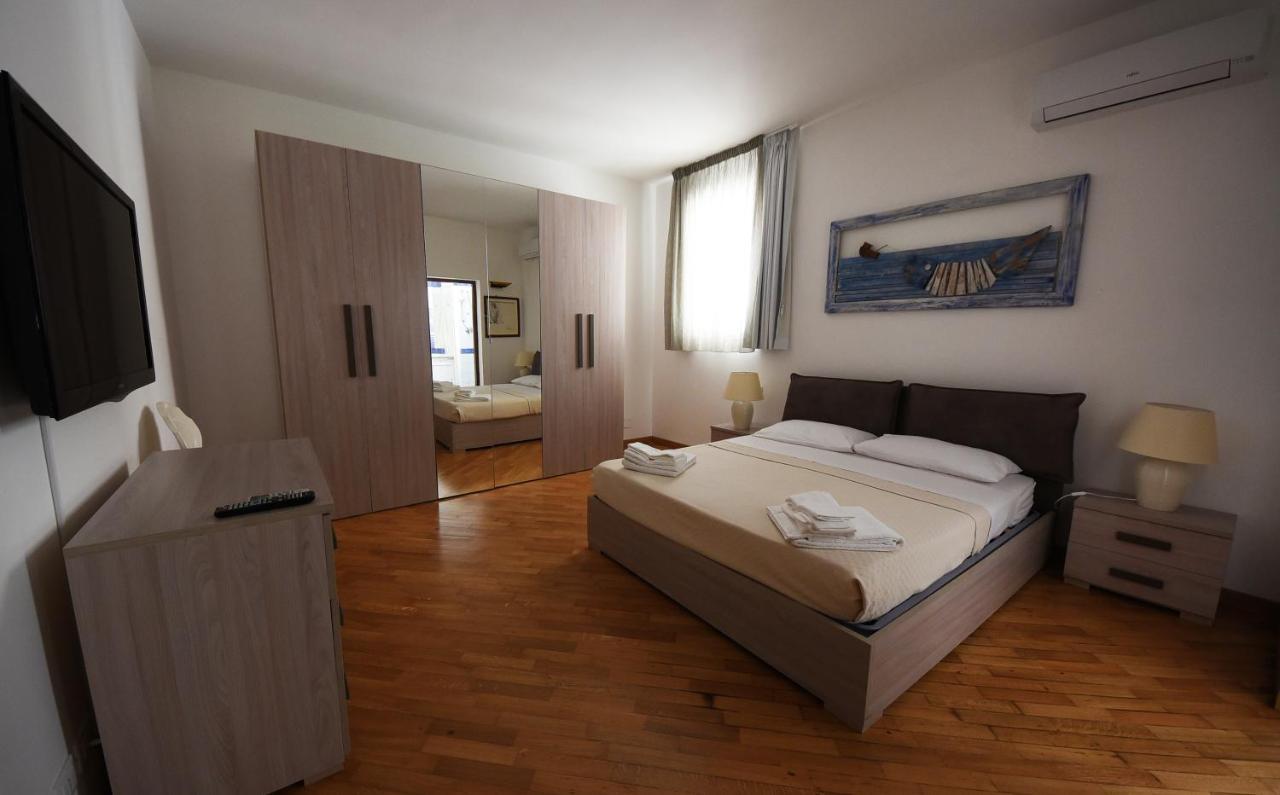 Villa Azzurra Beachfront Mondello - Palermo Eksteriør billede